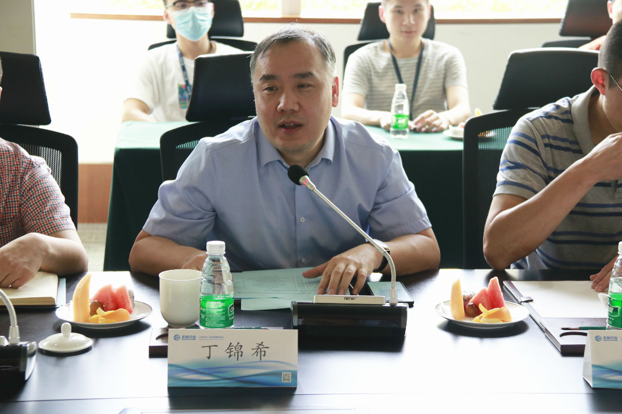 藥科大學研究生院常務副院長丁錦希發(fā)言.jpg